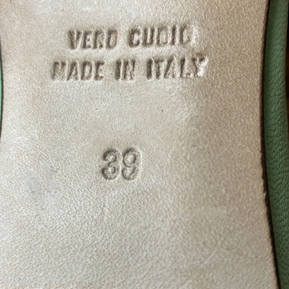 EUC Buttery Leather Calzoleria Toscana Cap-Toe Flats women size 39 - Picture 5 of 12